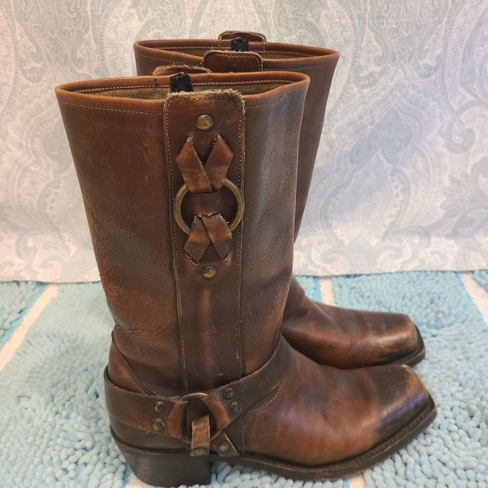 Frye Harness boots women's 9.5